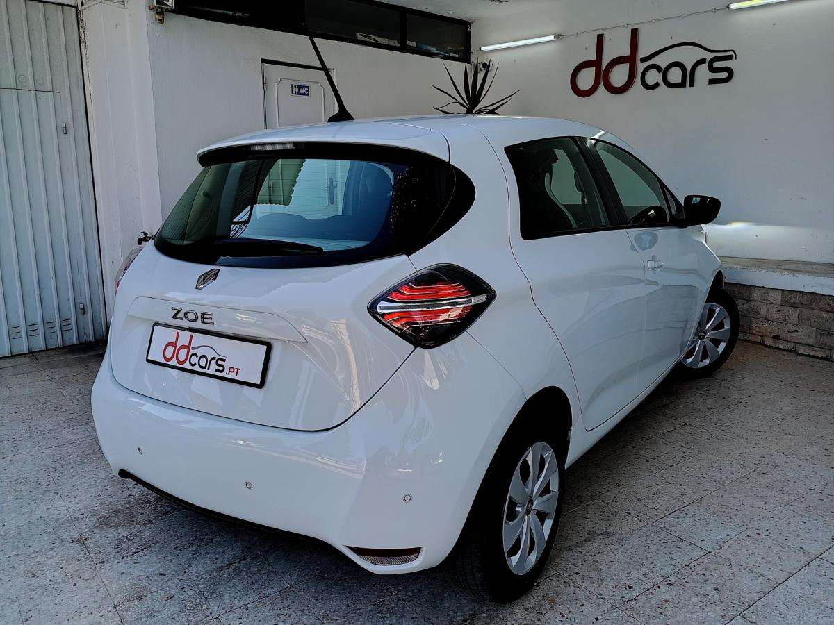 renault-zoe-2021-eletrico-0cc