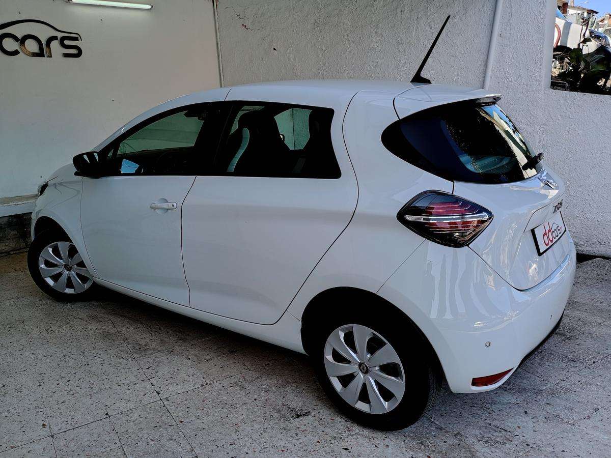 renault-zoe-2021-eletrico-0cc
