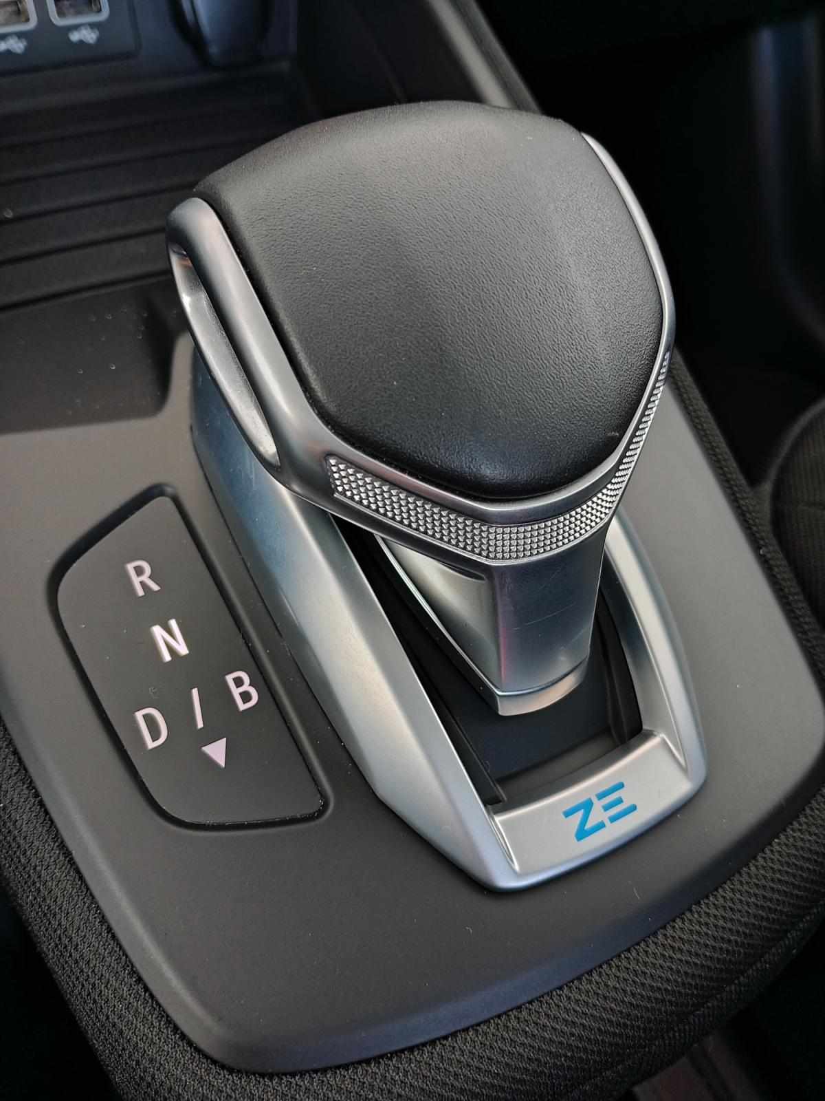 renault-zoe-2021-eletrico-0cc