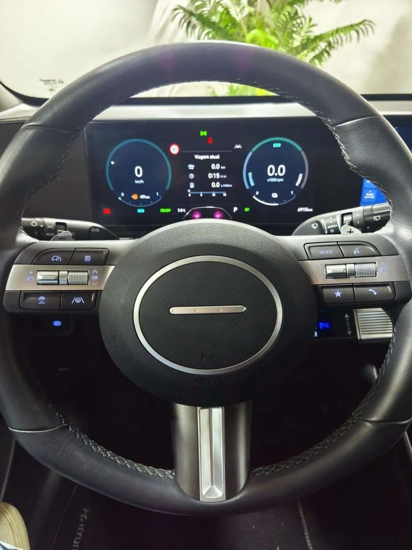 hyundai-kauai-2024-hibrido-1580cc