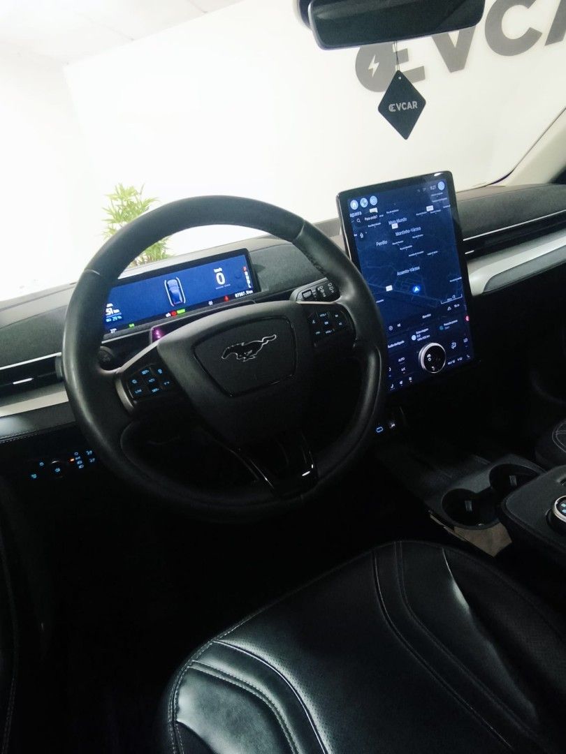 ford-mustang-mach-e-2022-eletrico-0cc