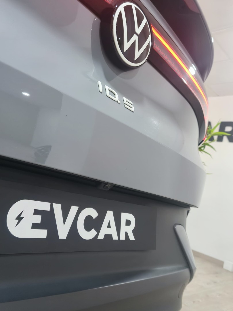 volkswagen-id-5-2022-eletrico-0cc