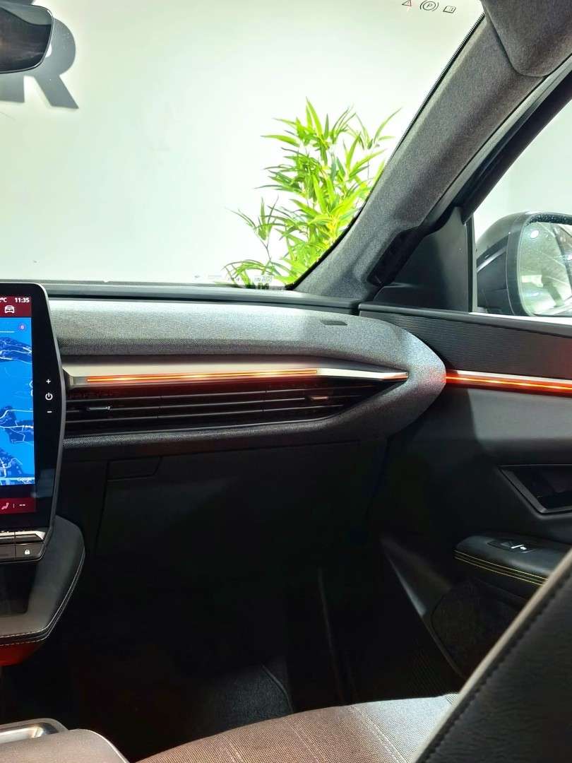 renault-scenic-2024-eletrico-0cc