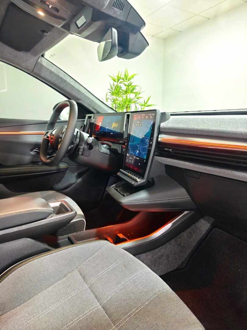 renault-scenic-2024-eletrico-0cc