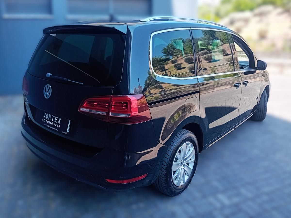 volkswagen-sharan-2018-diesel-1968cc