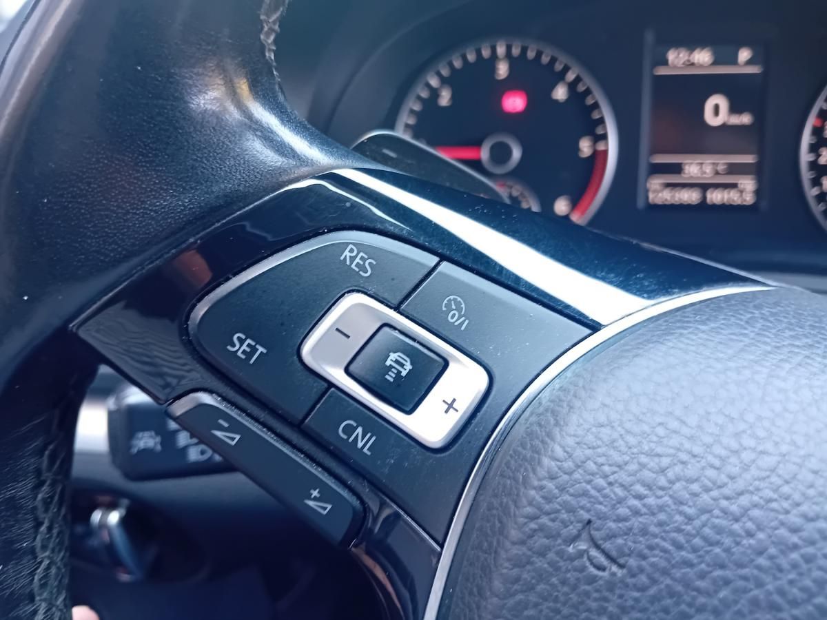 volkswagen-sharan-2018-diesel-1968cc