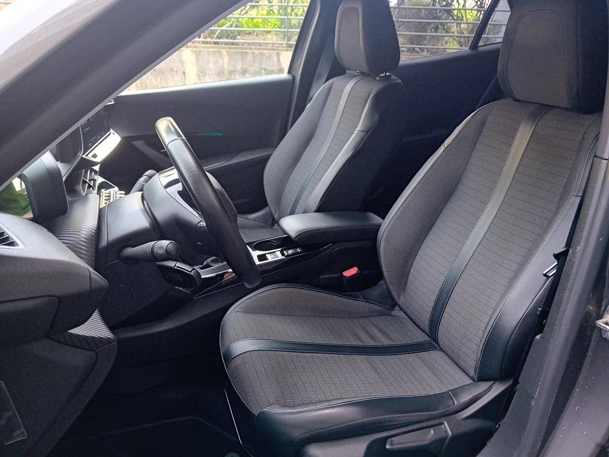peugeot-2008-2021-diesel-1499cc