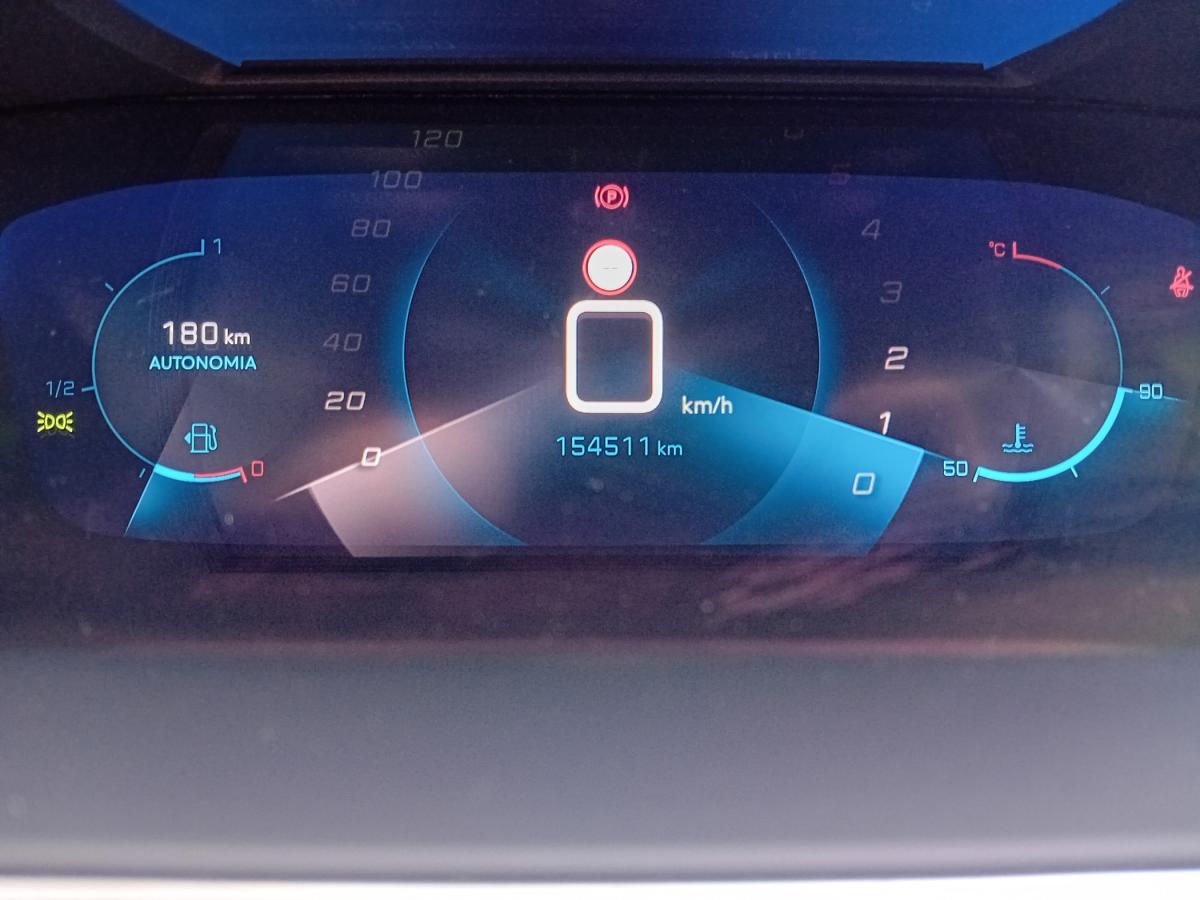 peugeot-2008-2021-diesel-1499cc