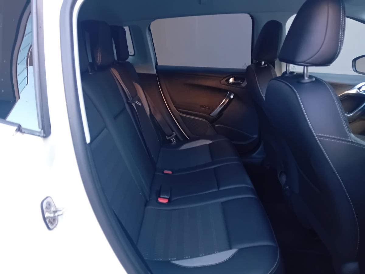peugeot-2008-2017-gasolina-1199cc