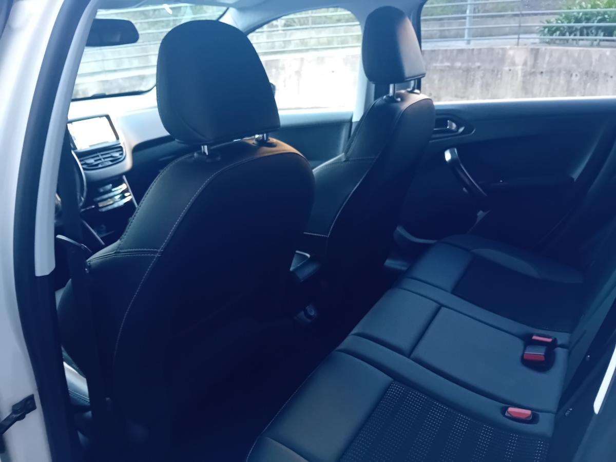 peugeot-2008-2017-gasolina-1199cc