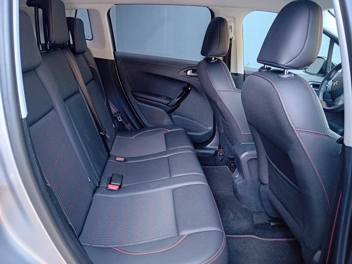 peugeot-2008-2017-gasolina-1199cc