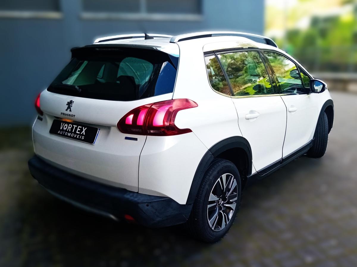 peugeot-2008-2017-gasolina-1199cc