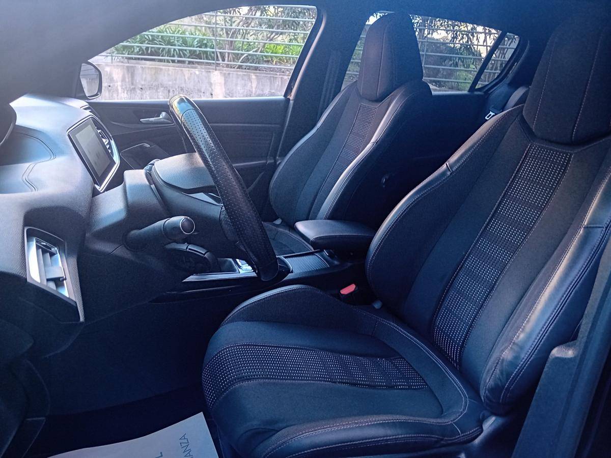 peugeot-308-2017-gasolina-1199cc