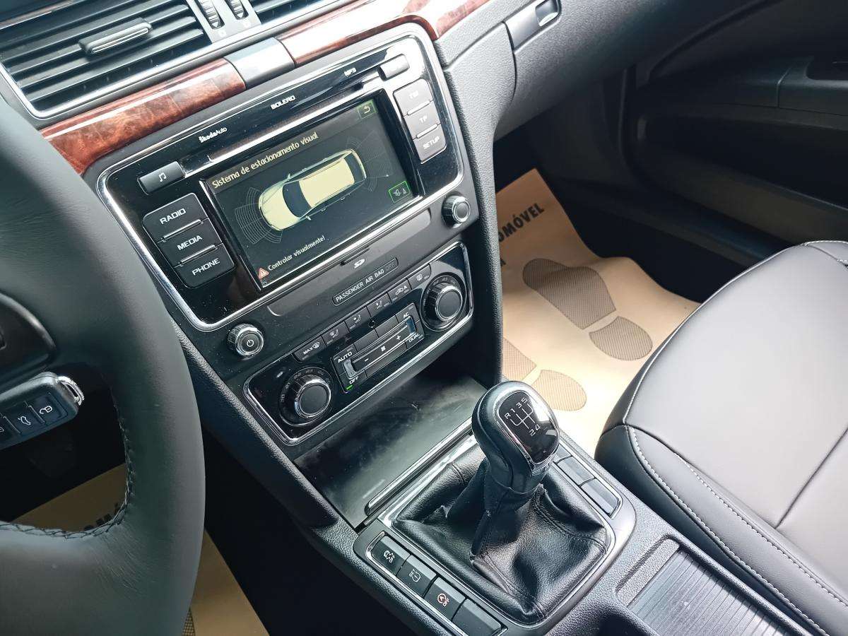 skoda-superb-2013-diesel-1598cc