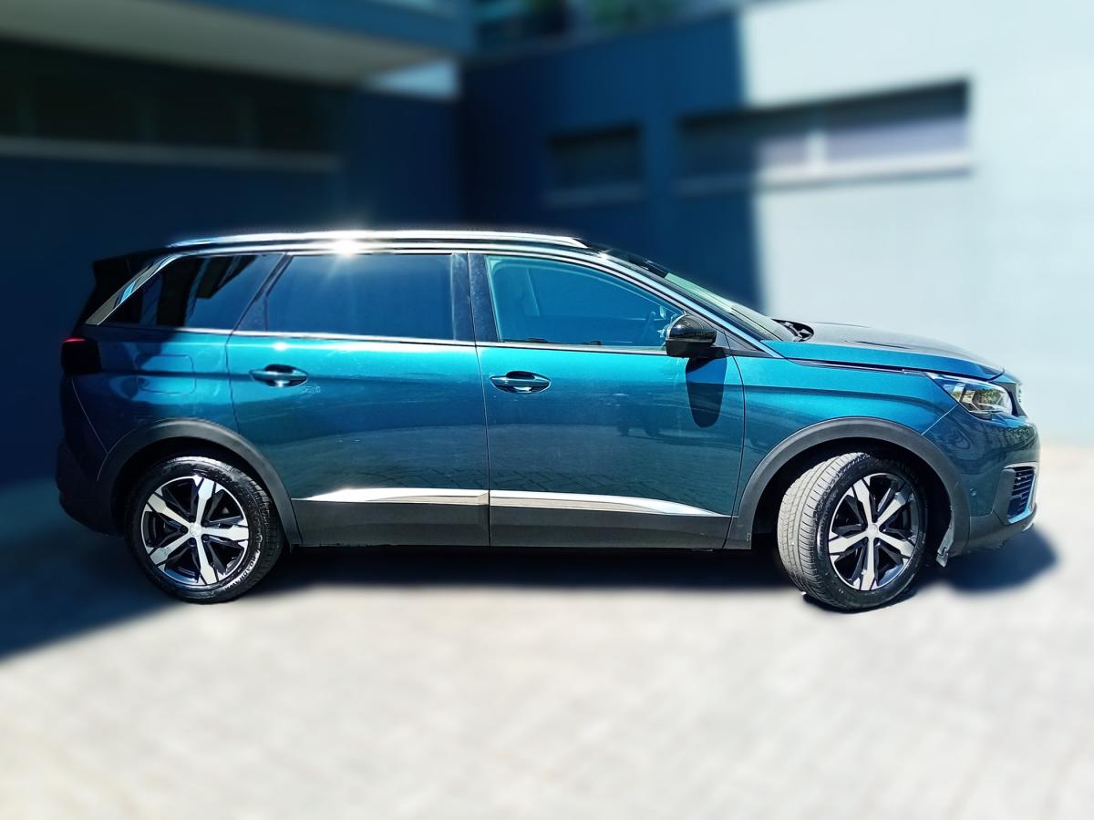 peugeot-5008-2018-gasolina-1199cc