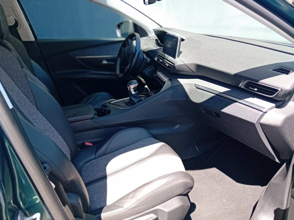 peugeot-5008-2018-gasolina-1199cc