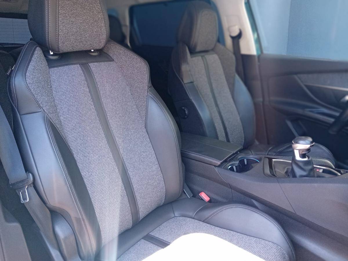 peugeot-5008-2018-gasolina-1199cc