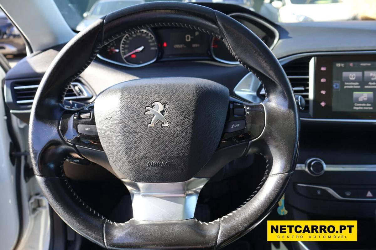 peugeot-308-cc-2016-diesel-1560cc