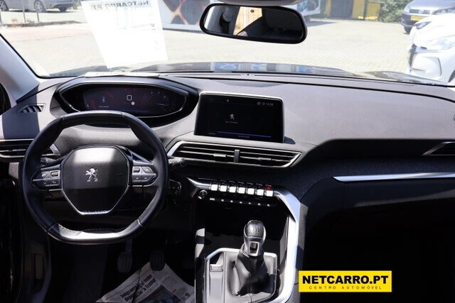 peugeot-3008-2018-diesel-1499cc