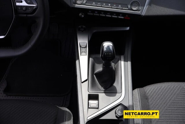peugeot-308-cc-2022-gasolina-1199cc