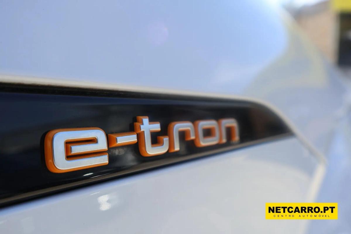 audi-e-tron-2022-eletrico-0cc