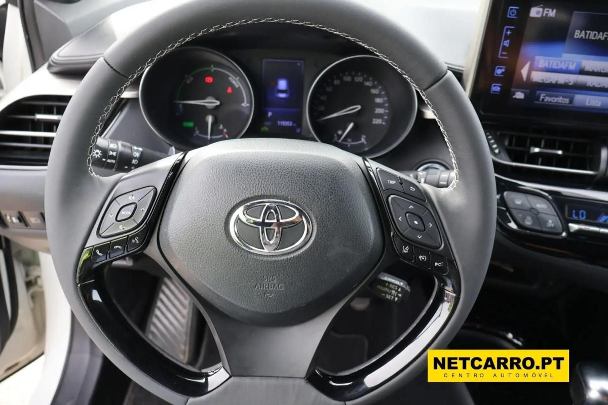 toyota-c-hr-2018-hibrido-a-gasolina-1798cc