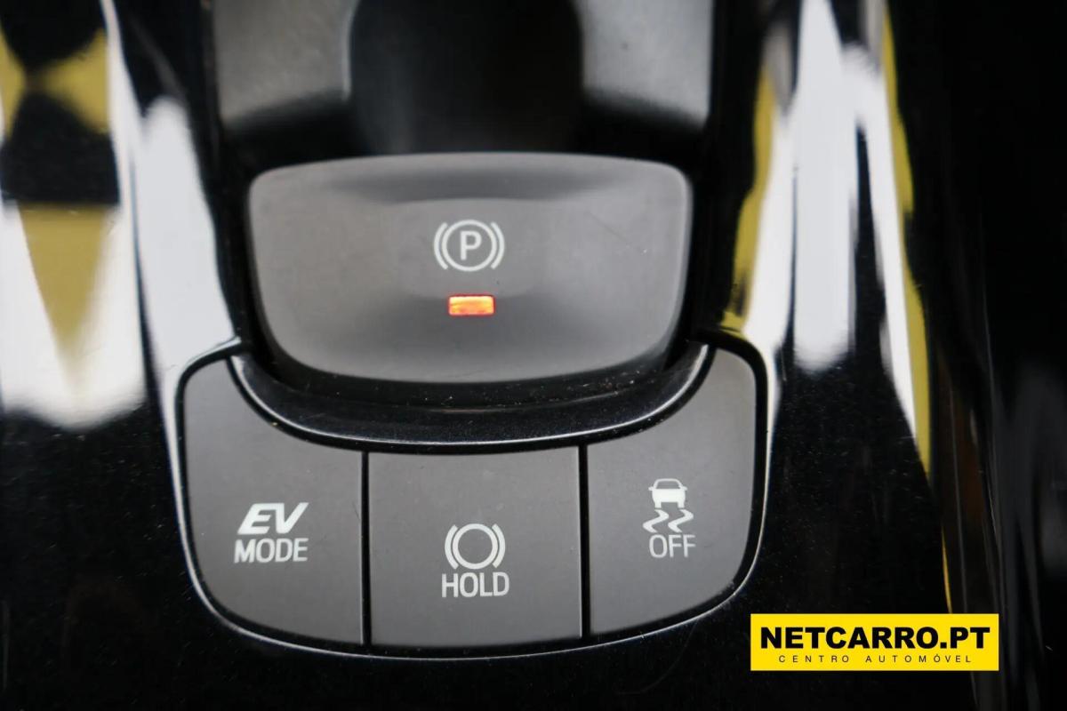 toyota-c-hr-2018-hibrido-a-gasolina-1798cc