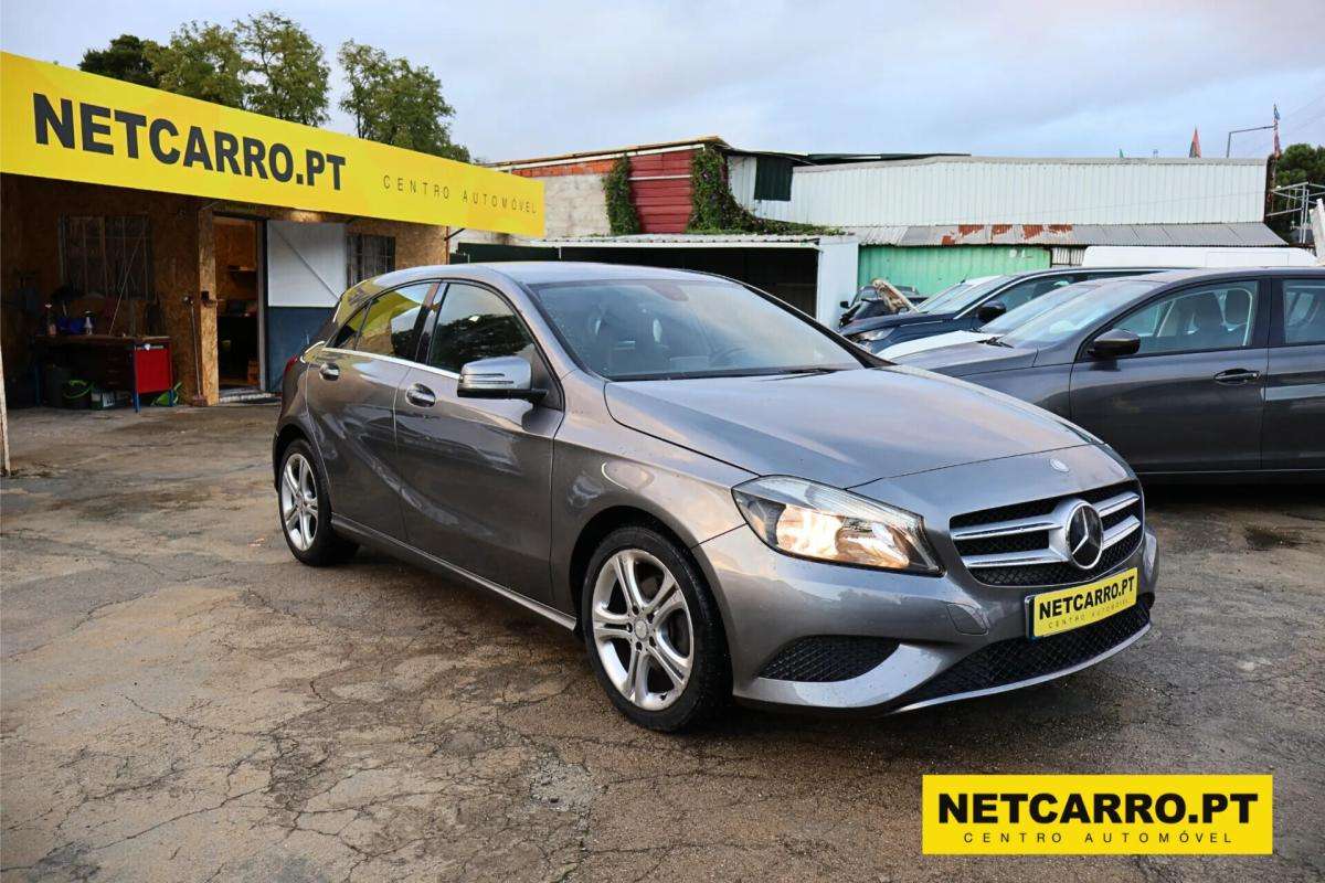 mercedes-benz-180-2013-gasolina-1595cc
