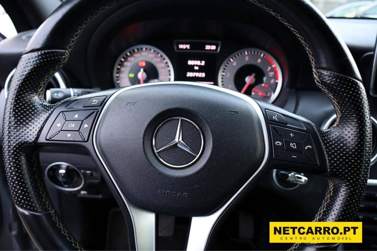 mercedes-benz-180-2013-gasolina-1595cc