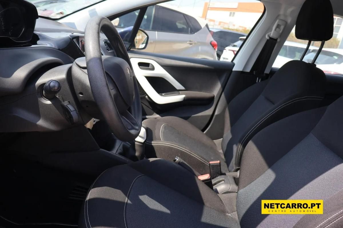 peugeot-208-2018-gasolina-1199cc