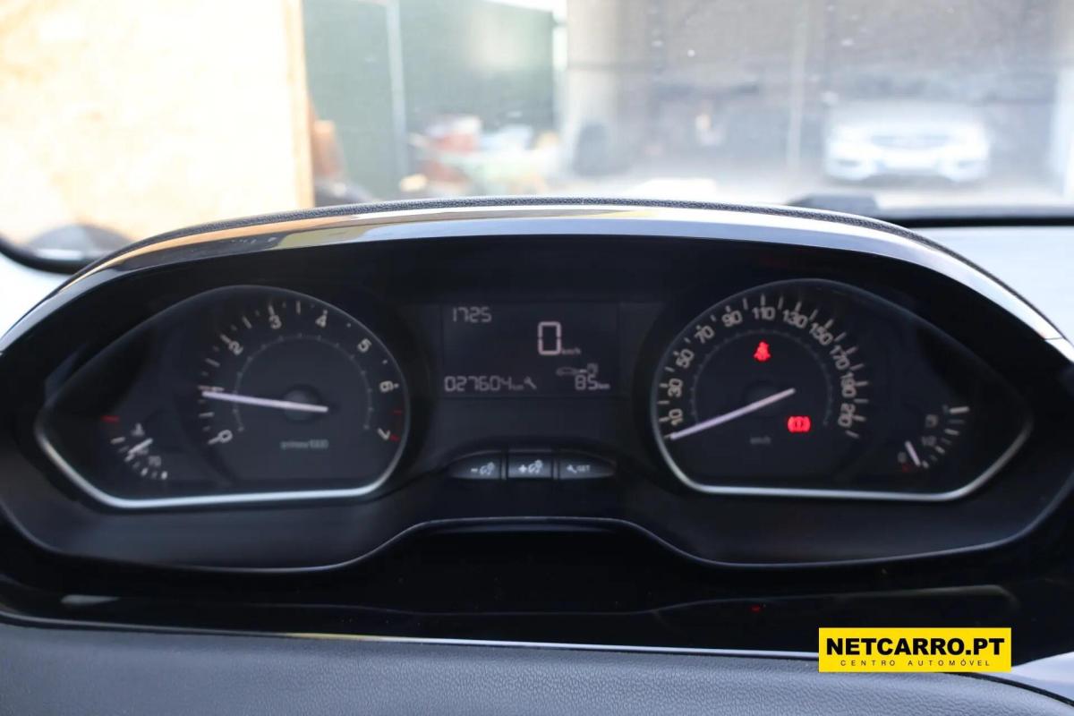 peugeot-208-2018-gasolina-1199cc