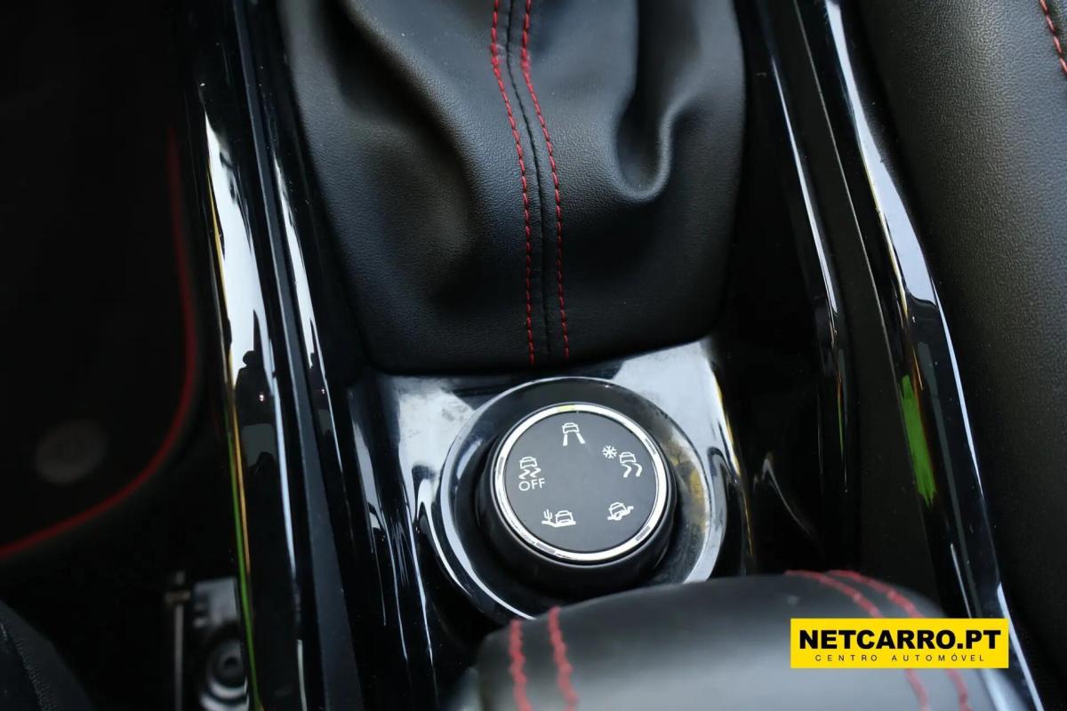 peugeot-2008-2018-gasolina-1199cc