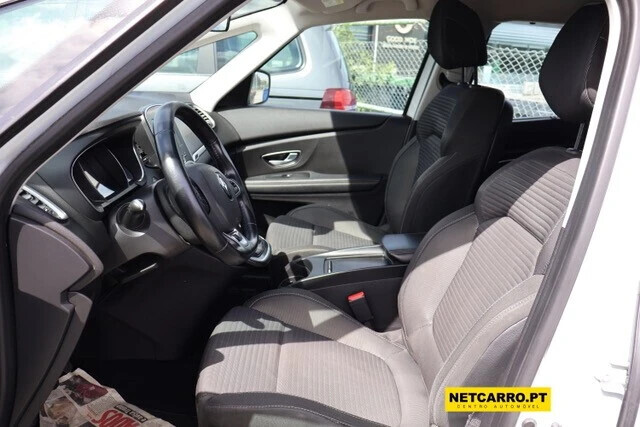 renault-scenic-2018-diesel-1461cc