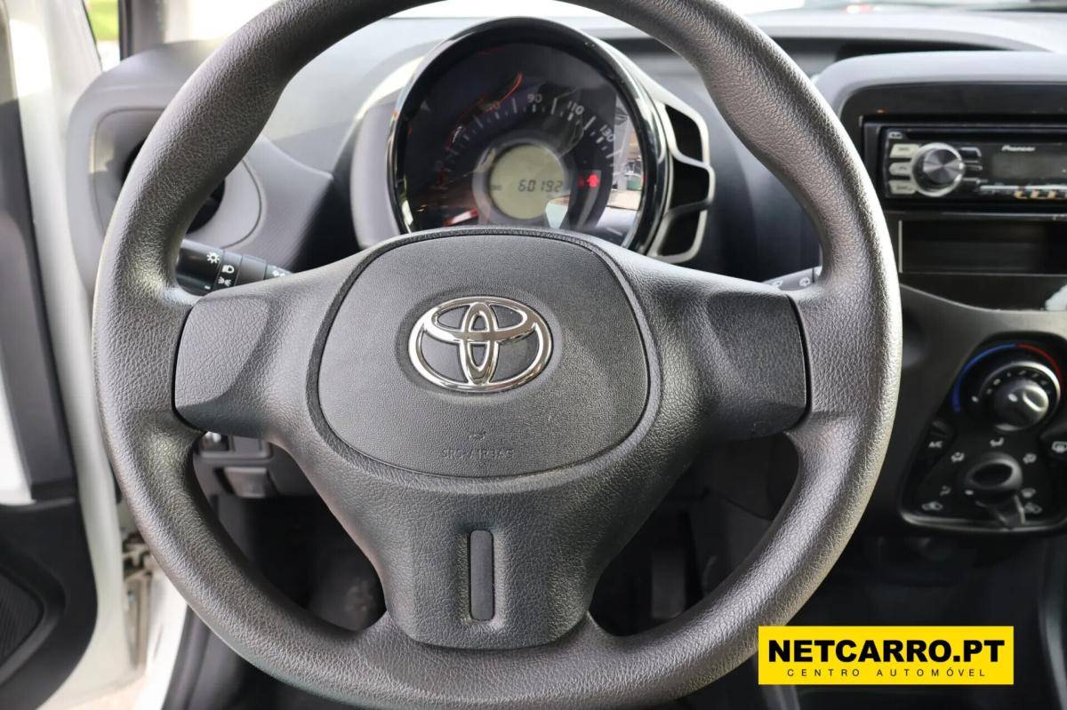 toyota-aygo-2018-gasolina-998cc