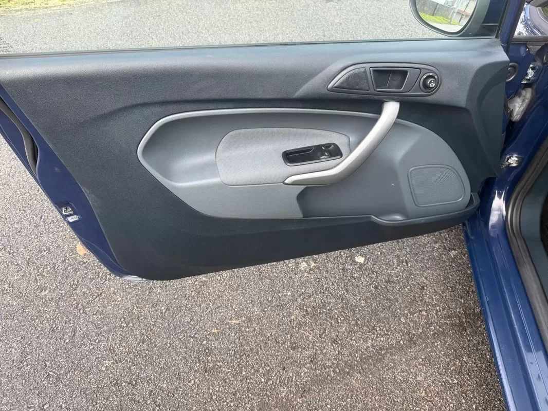 ford-fiesta-2009-gasolina-1242cc