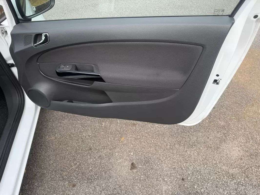 opel-corsa-2014-gasolina-1229cc