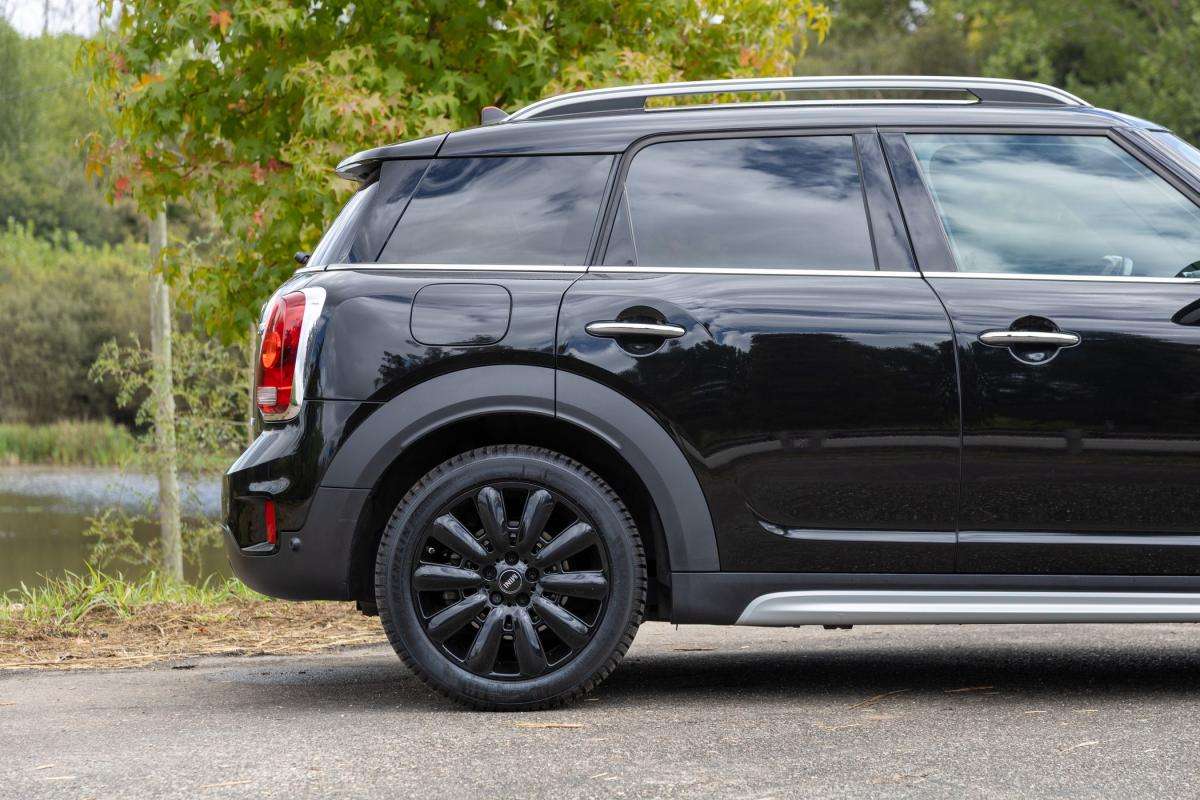 mini-countryman-2018-hibrido-a-gasolina-1499cc
