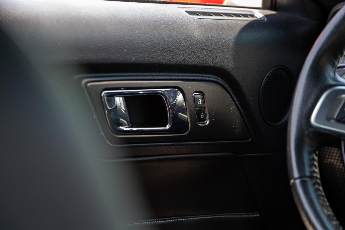 ford-mustang-2015-gasolina-4951cc