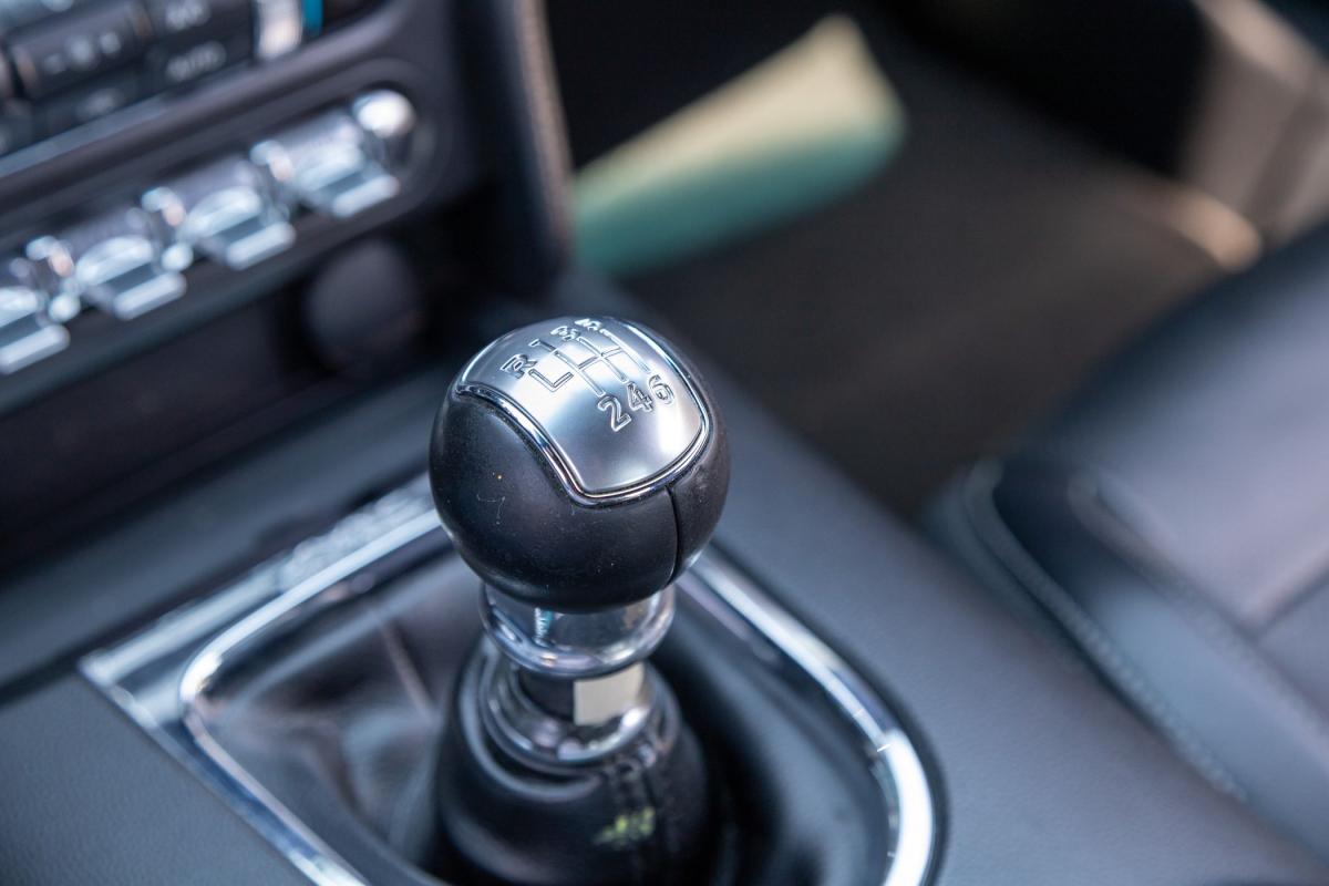 ford-mustang-2015-gasolina-4951cc