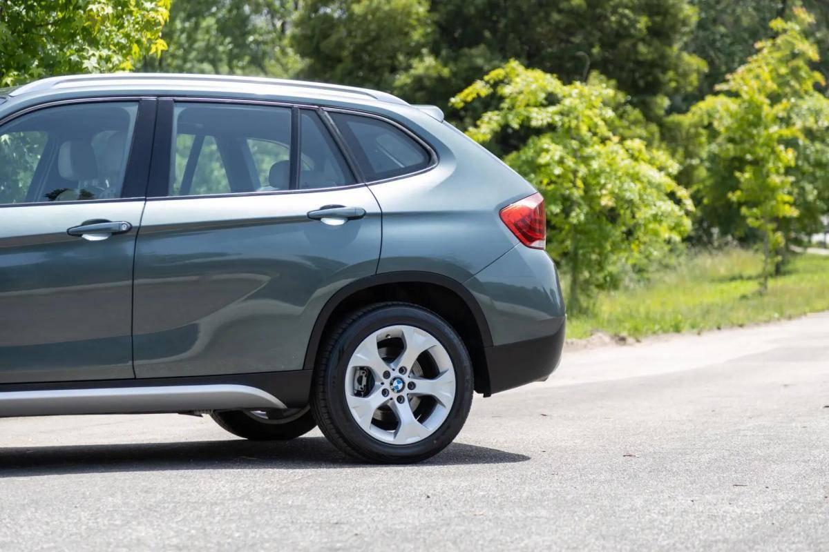 bmw-x1-16d-xline-sport-s-drive-2010-diesel-1995cc