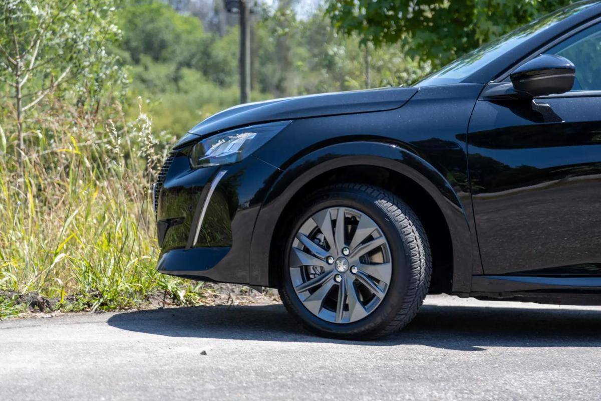 peugeot-e-208-2020-eletrico-0cc