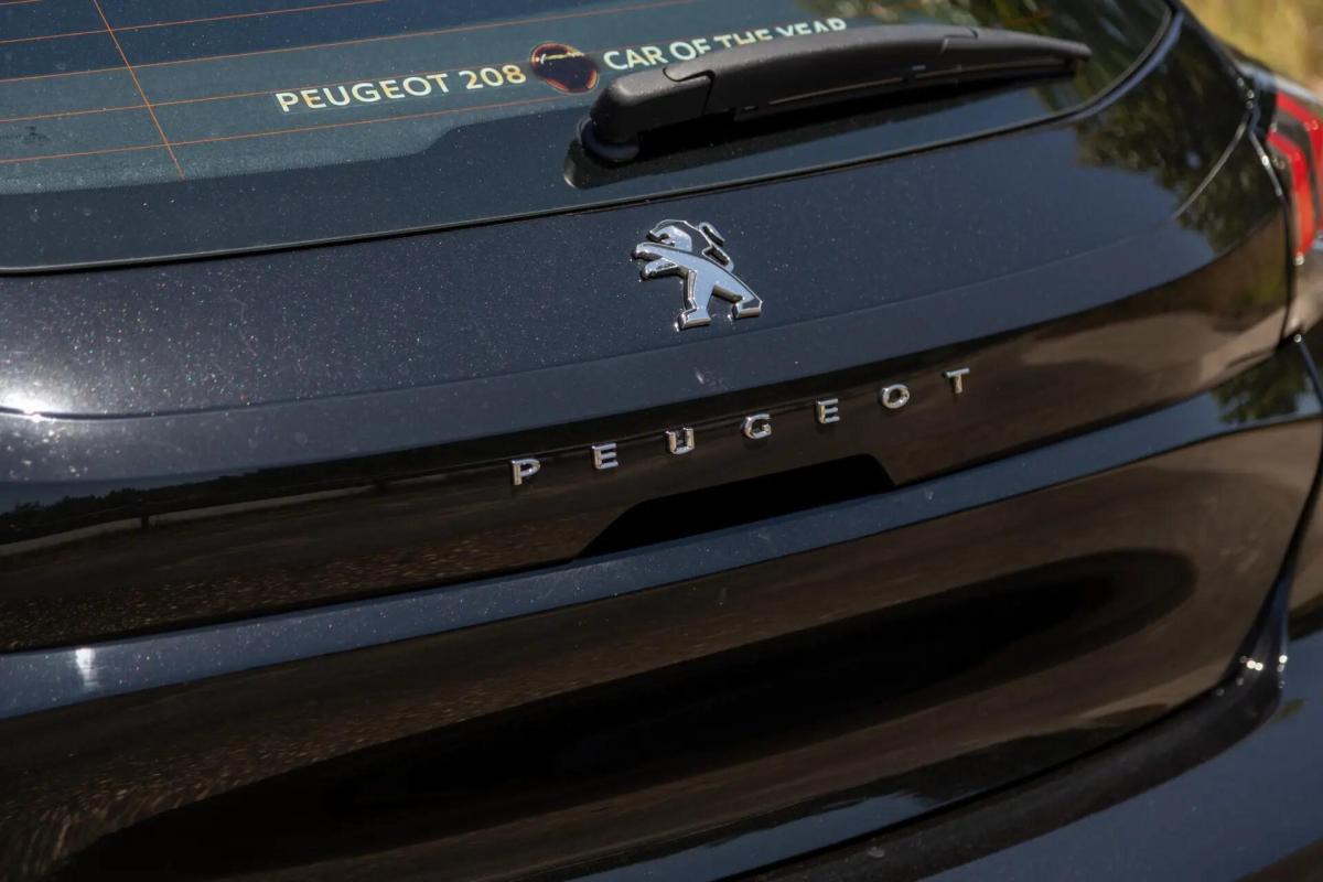 peugeot-e-208-2020-eletrico-0cc