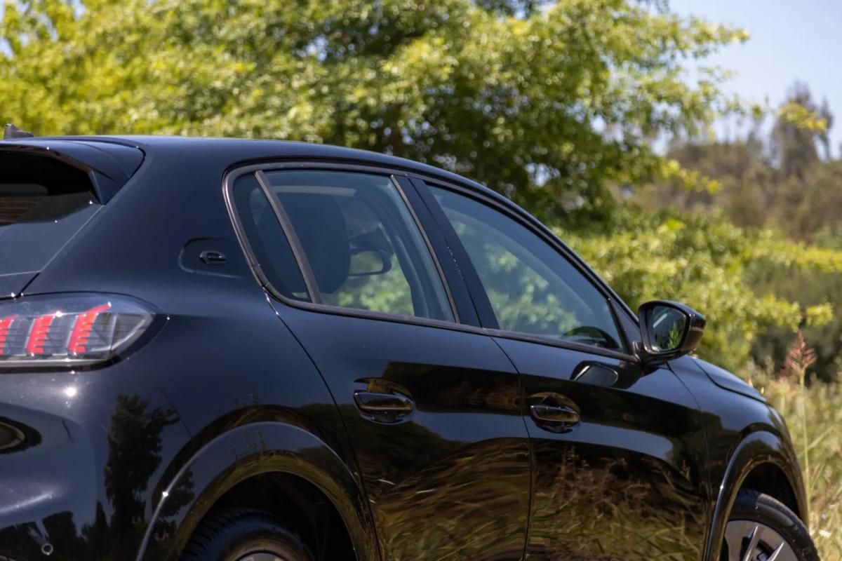 peugeot-e-208-2020-eletrico-0cc