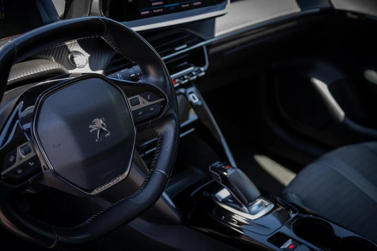 peugeot-e-208-2020-eletrico-0cc
