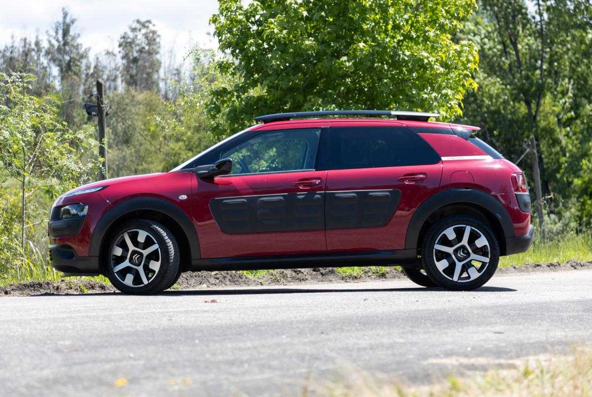 citroen-c4-cactus-2016-gasolina-1199cc