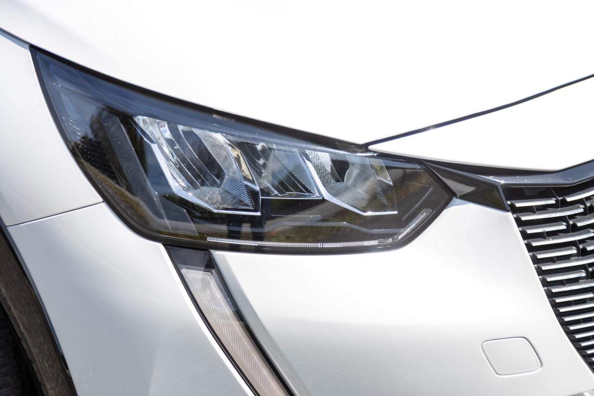 peugeot-208-2020-eletrico-0cc