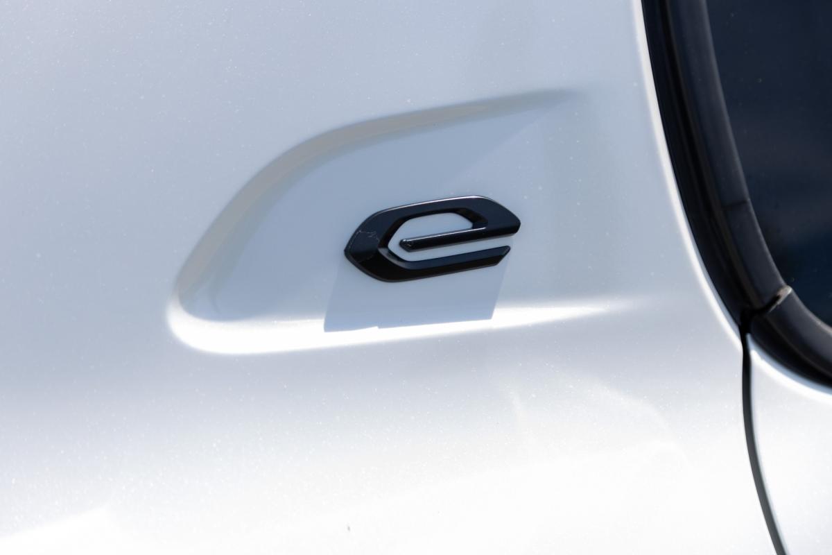peugeot-208-2020-eletrico-0cc