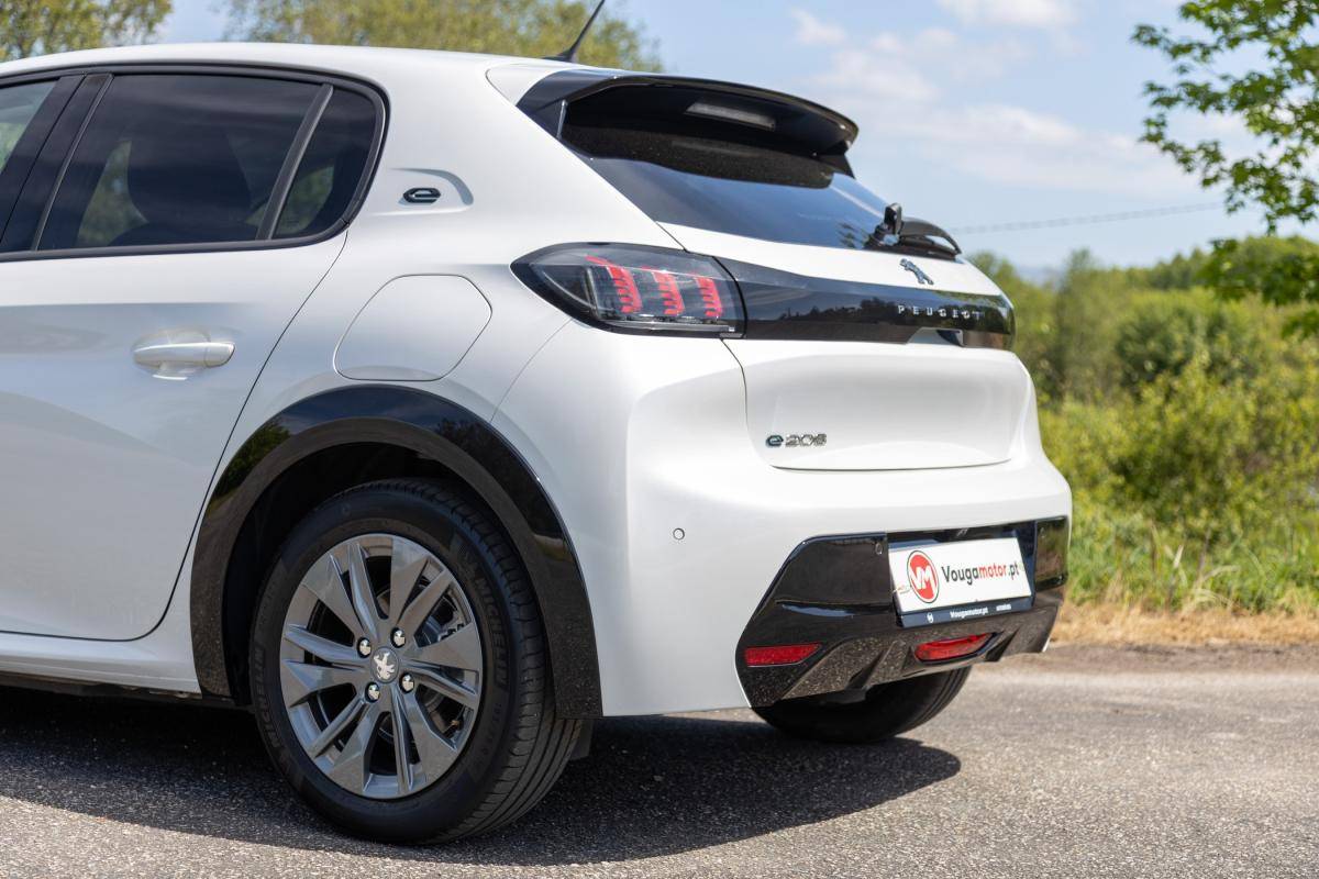 peugeot-208-2020-eletrico-0cc