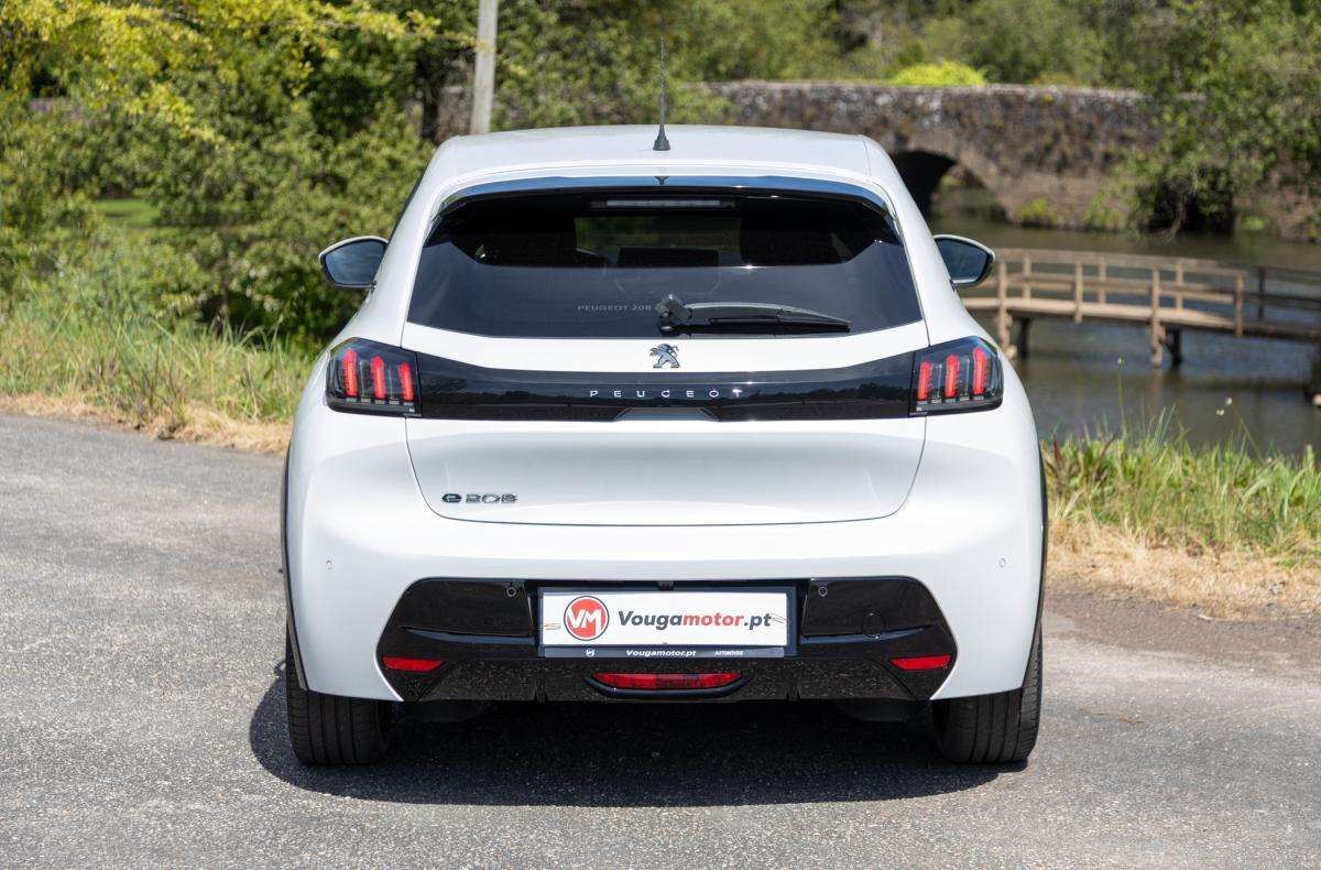 peugeot-208-2020-eletrico-0cc