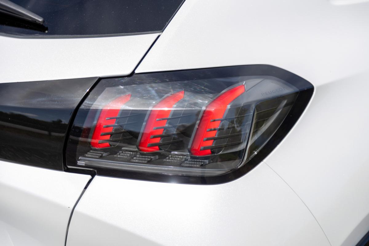 peugeot-208-2020-eletrico-0cc